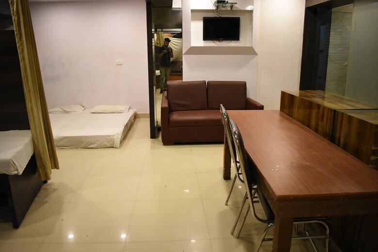 Hostal Mumbai Darbar