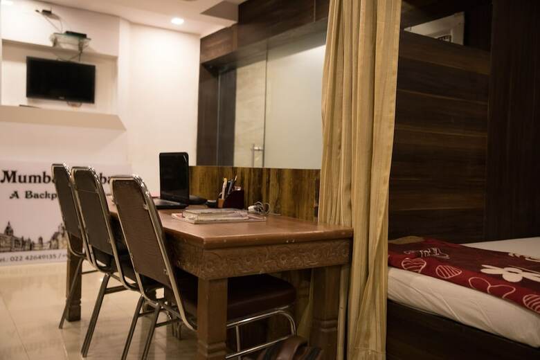 Hostal Mumbai Darbar