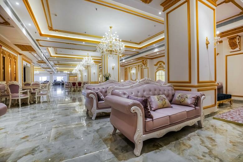 Hotel All Heavens Gold