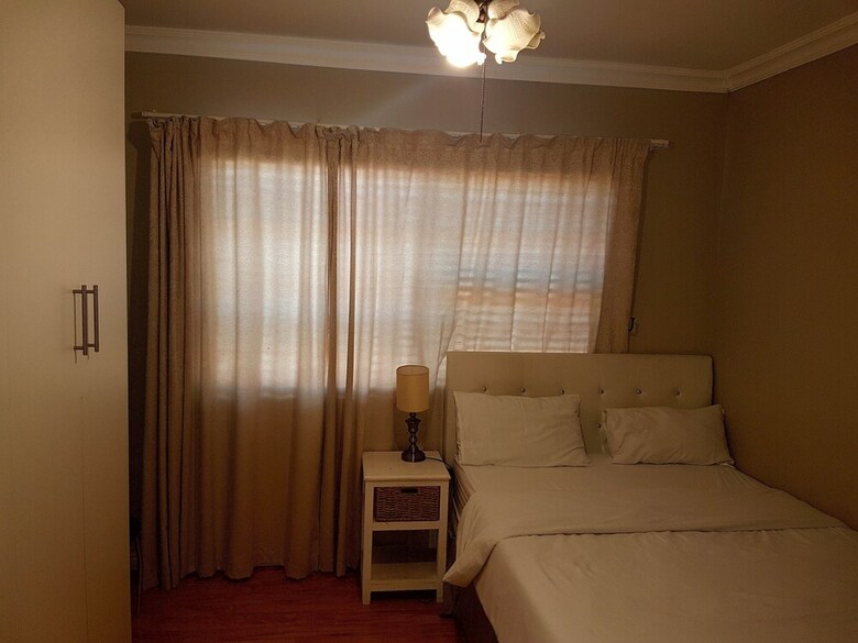 Beautiful Apartment In Century City