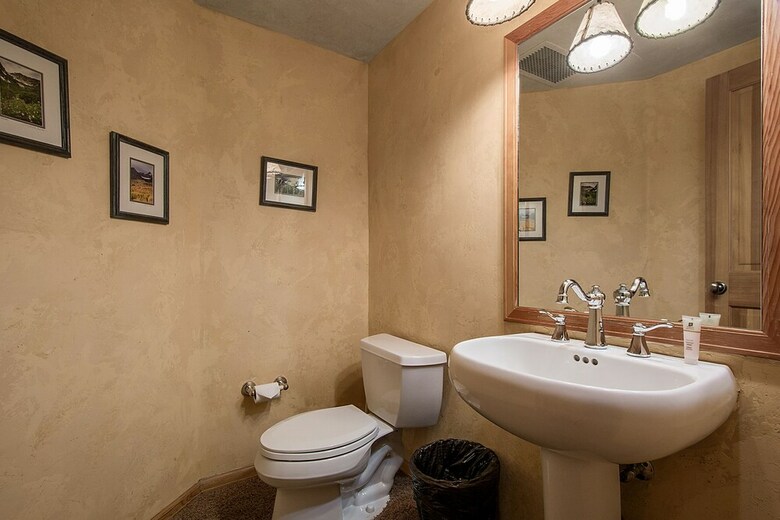 The Caledonian By All Seasons Resort Lodging