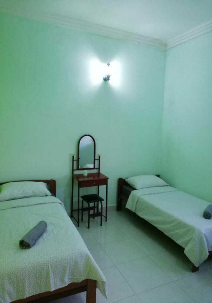 Hotel By Lawang Suites