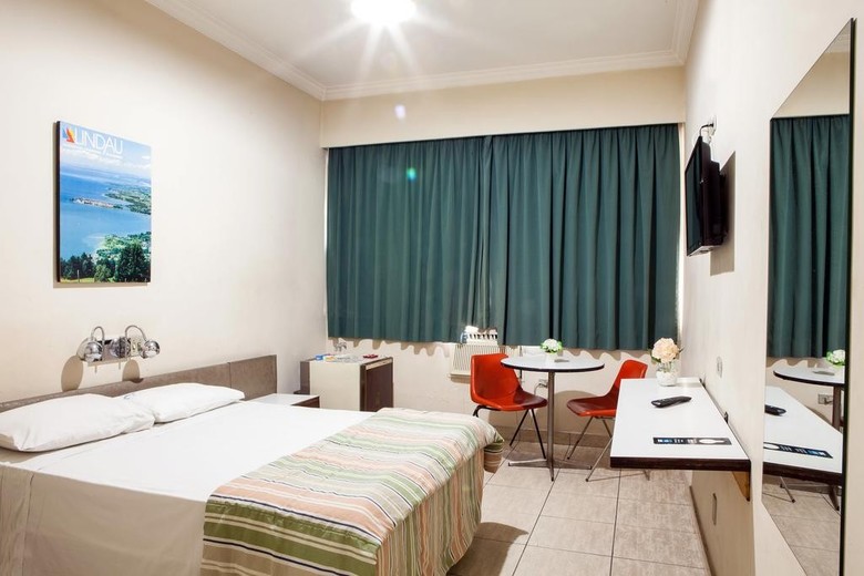Domus Hotel