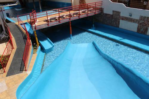 Bica Pau Hotel