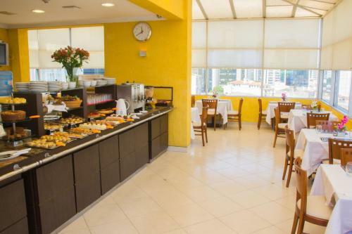 L Opera Hotel