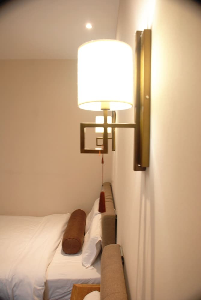 Hotel Habitat Quadrangle North Luogu- Flagship