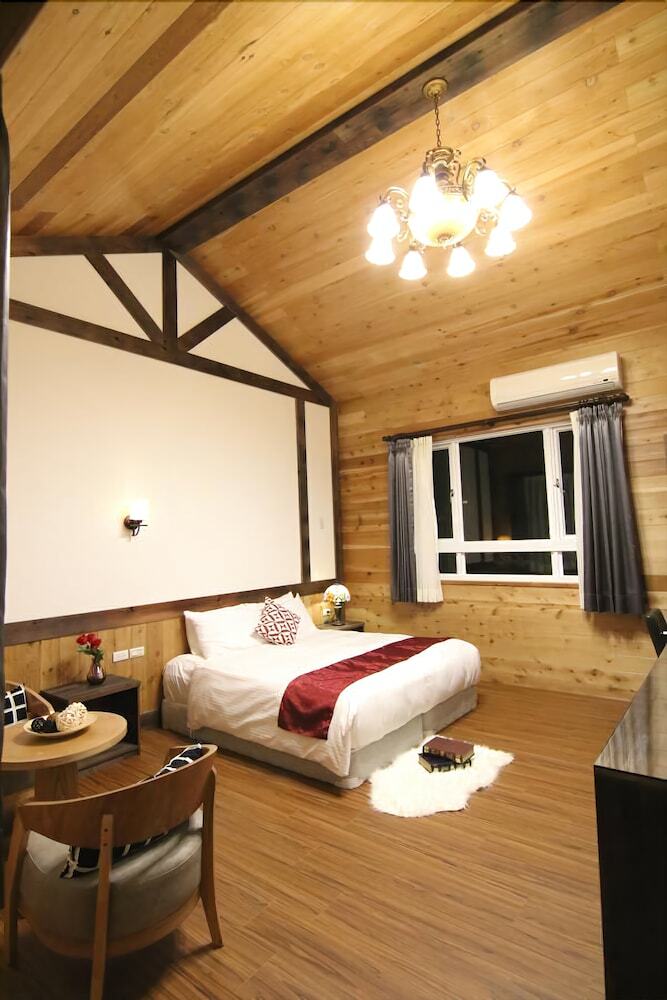Bed & Breakfast Puli Diary