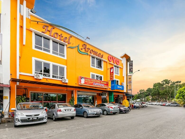 Oyo 503 Hotel Aromas Jb