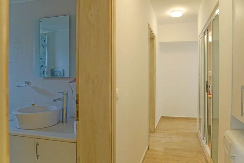 Mona Apartment