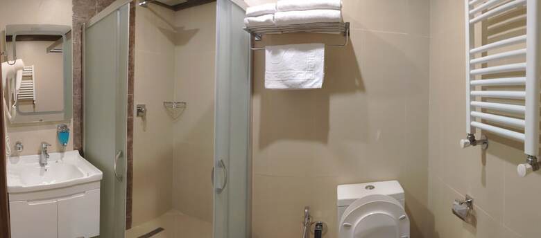 Maajid Hotel