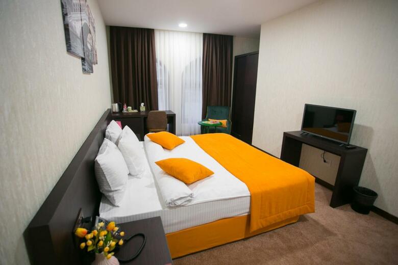 Davinci Hotel