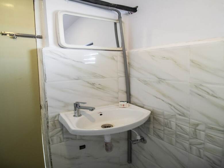 Oyo 13251 Hotel Three Castles Deluxe