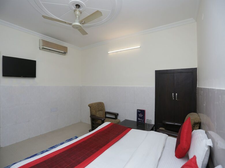 Oyo 12868 Hotel City Lite
