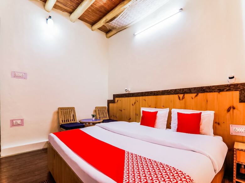 Hotel Oyo 14359 The Mir Villa