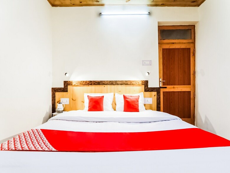 Hotel Oyo 14359 The Mir Villa