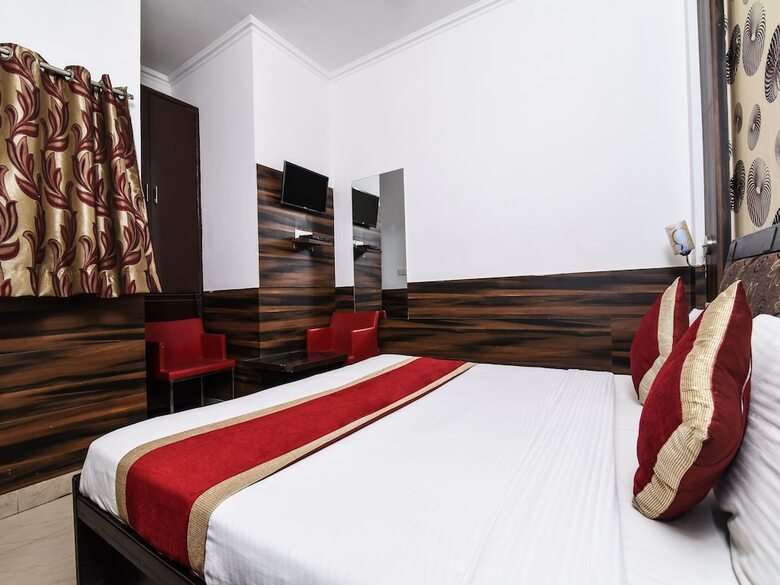 Oyo 16014 Hotel Perfect Palace