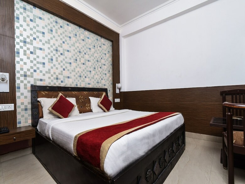 Oyo 16014 Hotel Perfect Palace