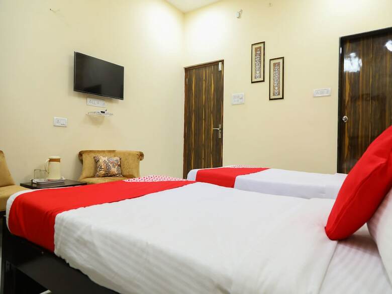 Hotel Oyo 14839 Orient Prime