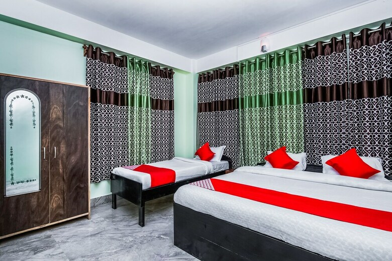 Hotel Oyo 16051 Cherry Blossom Inn