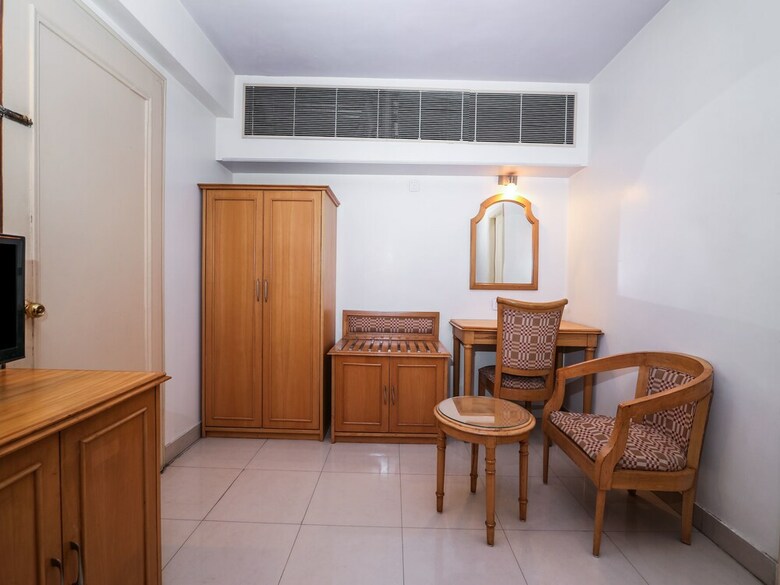 Oyo 15359 Hotel Kanchandeep