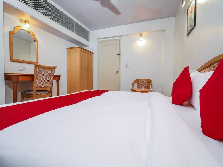 Oyo 15359 Hotel Kanchandeep