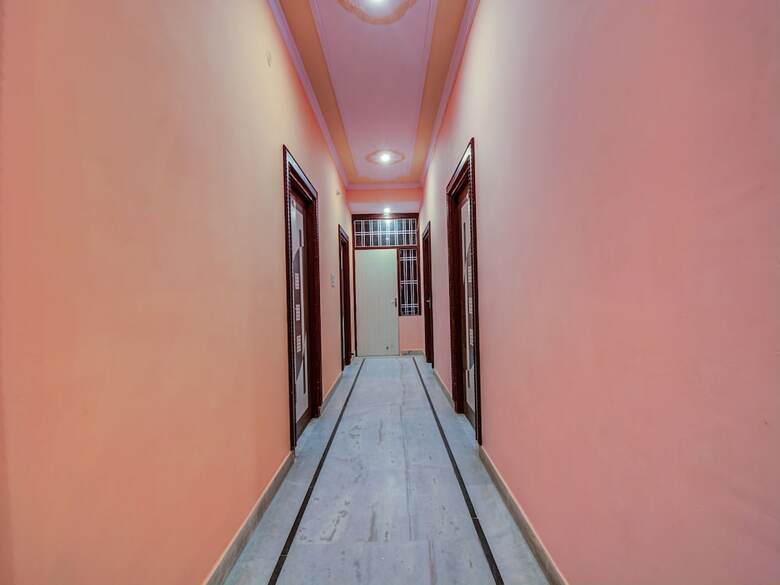 Hotel Oyo 15892 Friends Residency