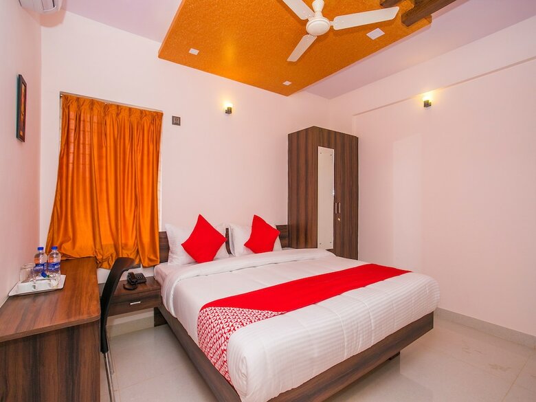 Hotel Oyo 16990 Pratham Presidency