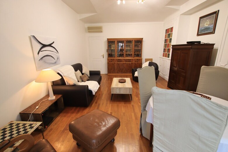 Apartamentos Happy Few - La Suite Hugo