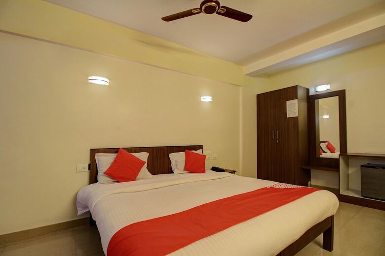 Hotel Oyo 3615 Rsb Residency