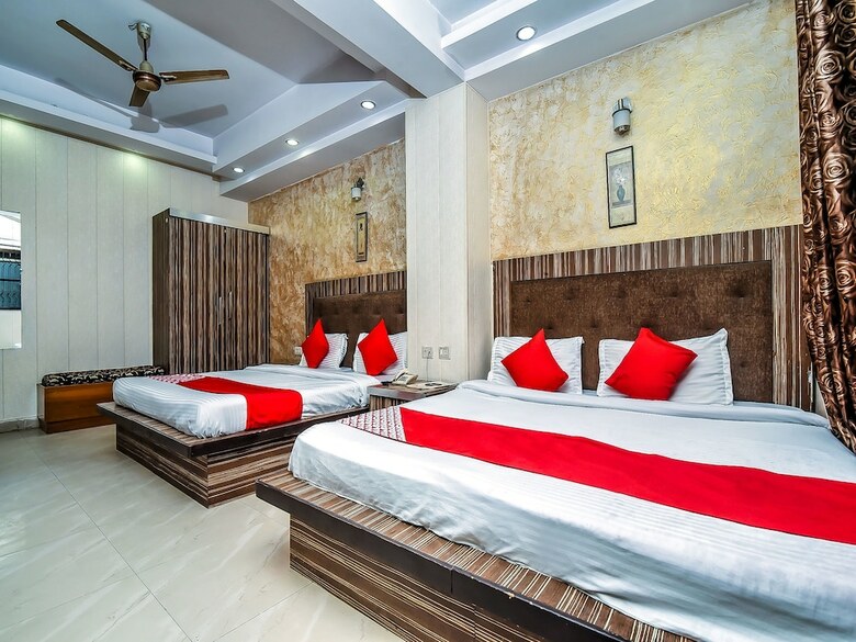 Oyo 16933 Hotel Sunrize