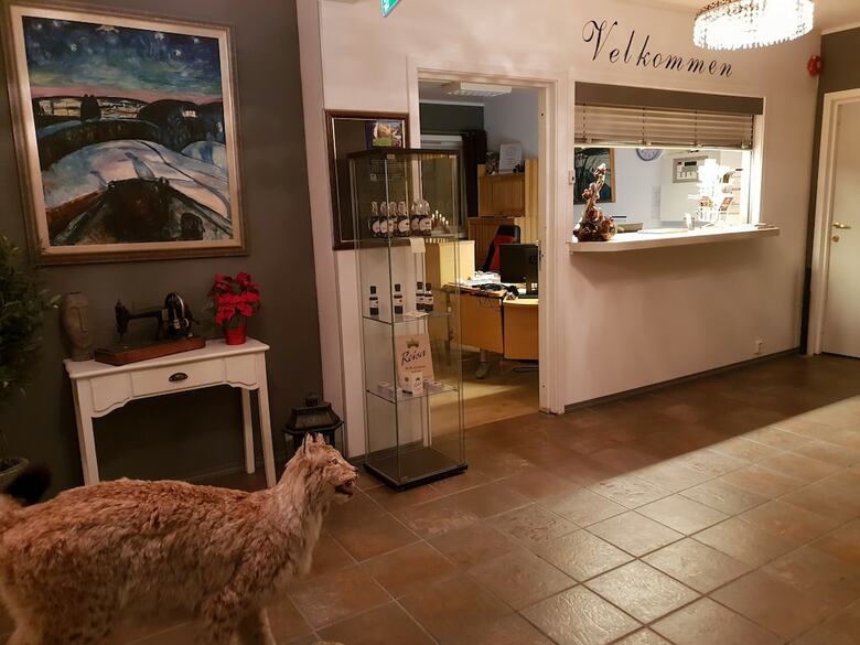 Hotel Henriksen Gjestestue