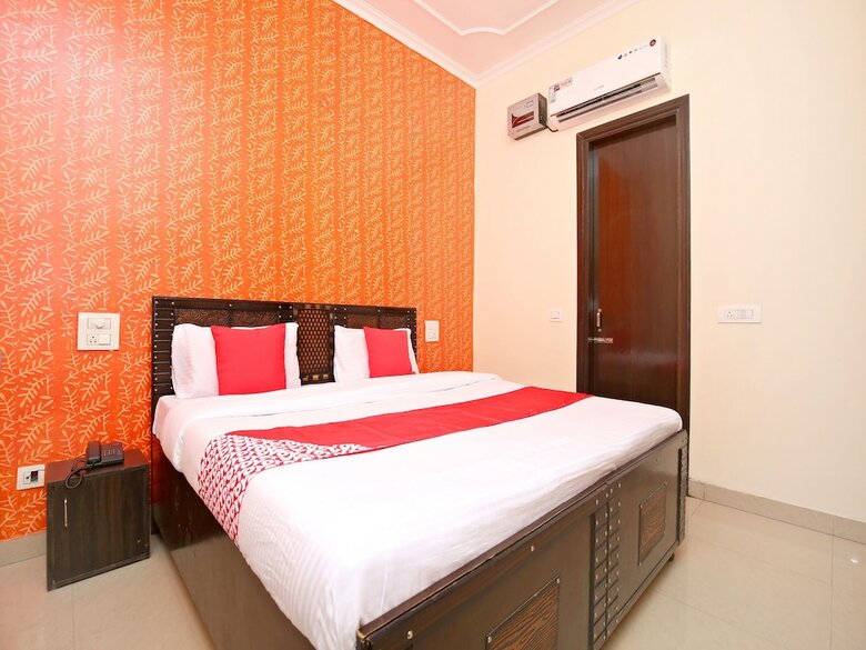 Oyo 16697 Hotel Randhawa