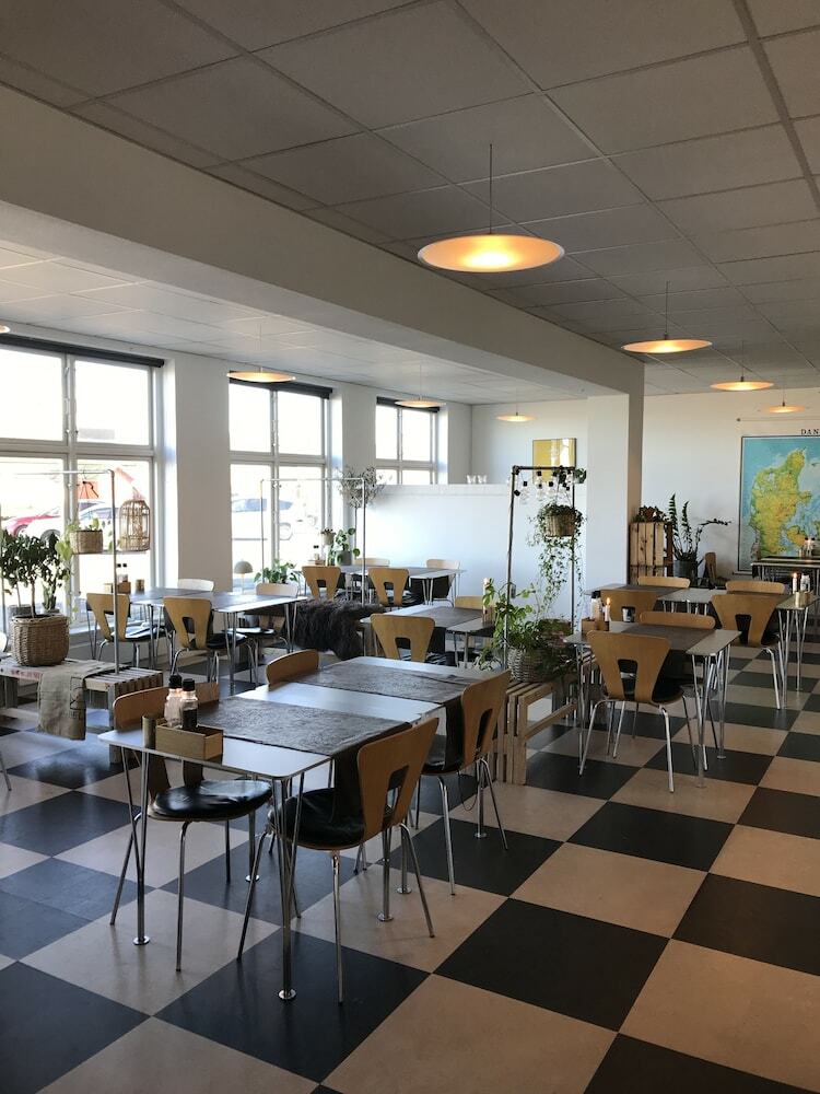 Seaside Hotel Thybor�n