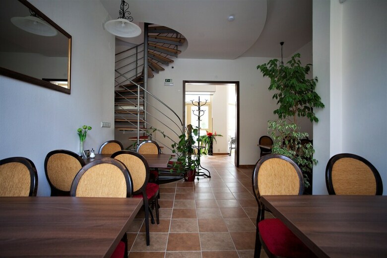 Bed & Breakfast Penzion A Restaurace U Pidly