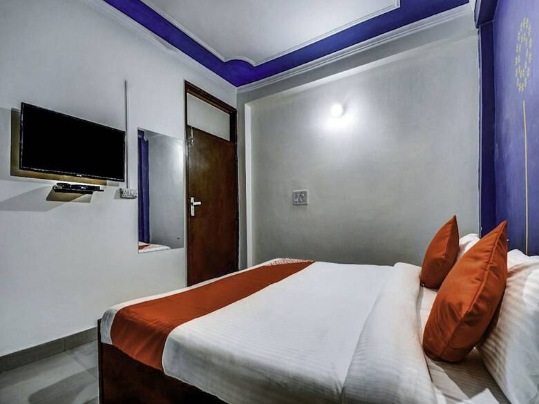 Hotel Oyo 16993 Royal Blue