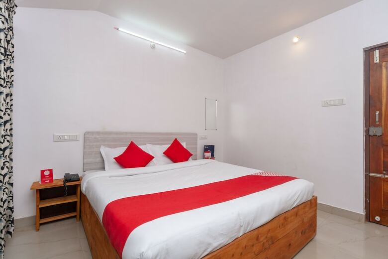 Hotel Oyo 17079 Green Valley Homes