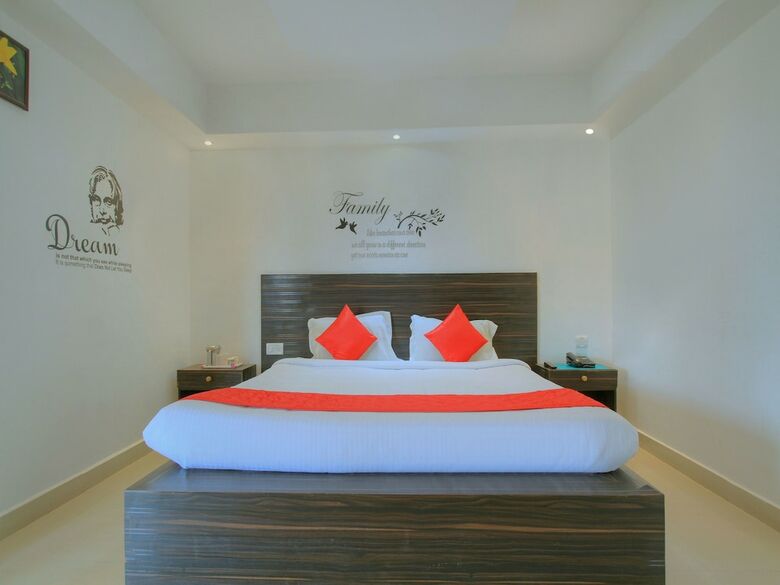Hotel Oyo 16965 Jia Stays