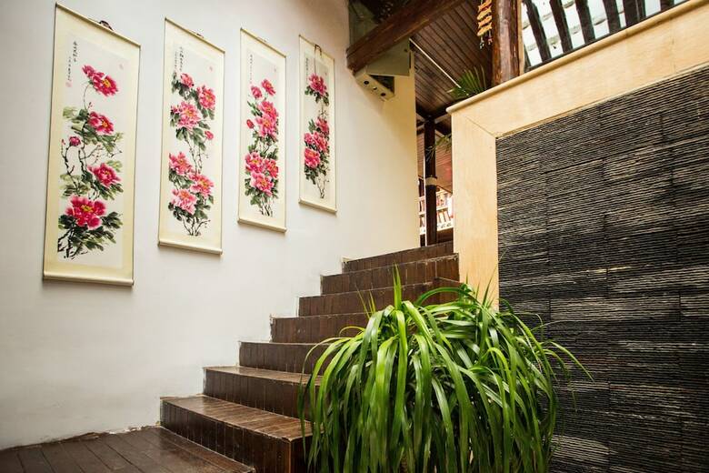 Posada Travel Around The World Inn