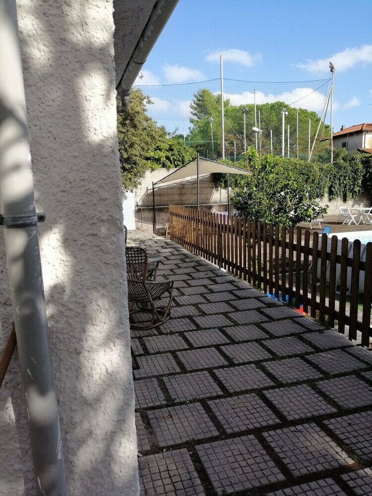 Hotel Jolie Guesthouse