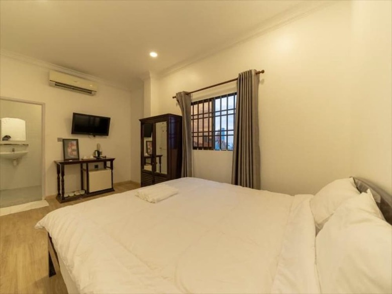 4 Rivers Hotel