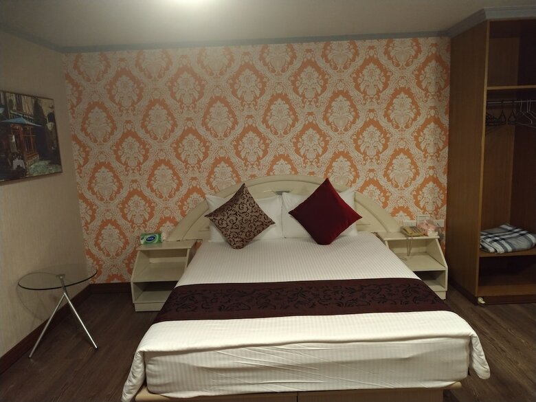 Guan Lun Hotel