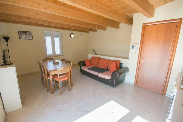 Hotel Suites And Apartment