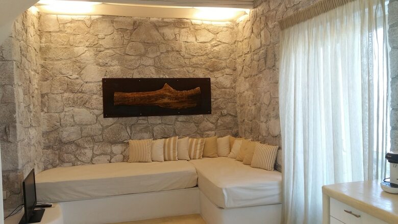 Hotel Milo Milo Suites