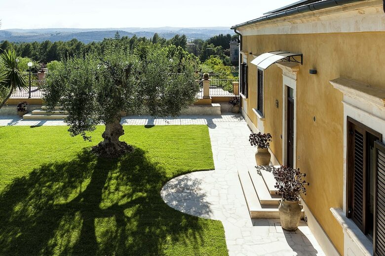 Villa Carolina
