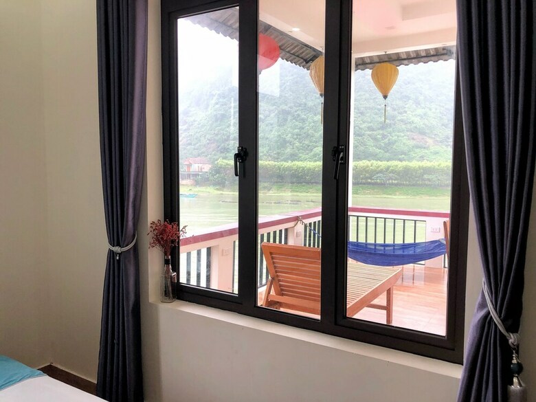 Hotel Funny Monkeys Homestay