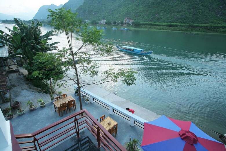 Hotel Funny Monkeys Homestay