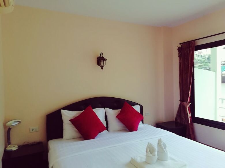 Hotel Baan Kawkaew Kata