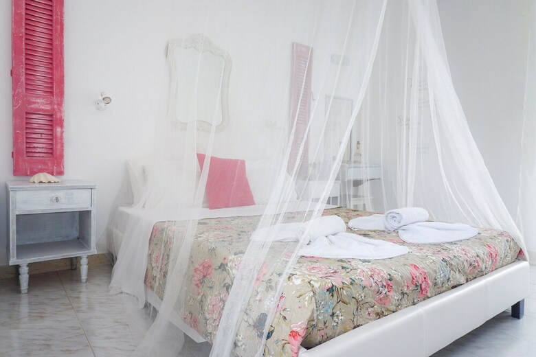 Hotel Cubaneros Holiday Inn