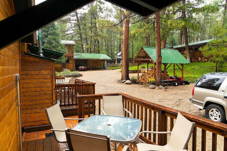 Posada Ruidoso Lodge Cabins