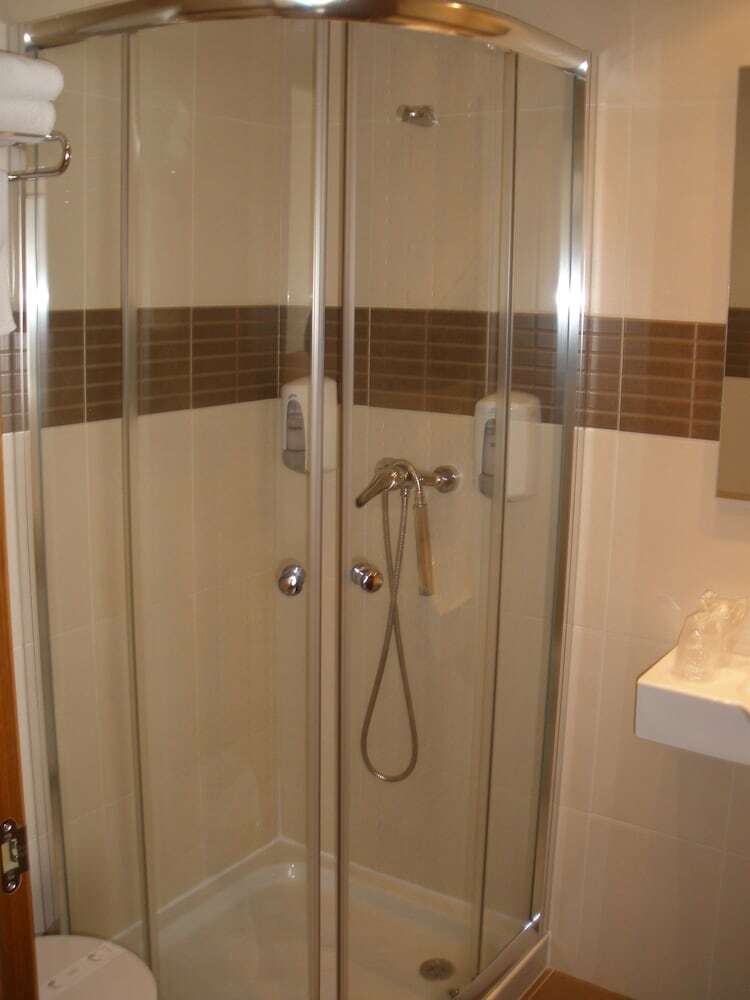 Pensi�n Residencial Platas